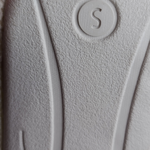 Memory Foam Women's Fluffy Slippers White Size S (7/8) Wintery Knitted White - Picture 10 of 10